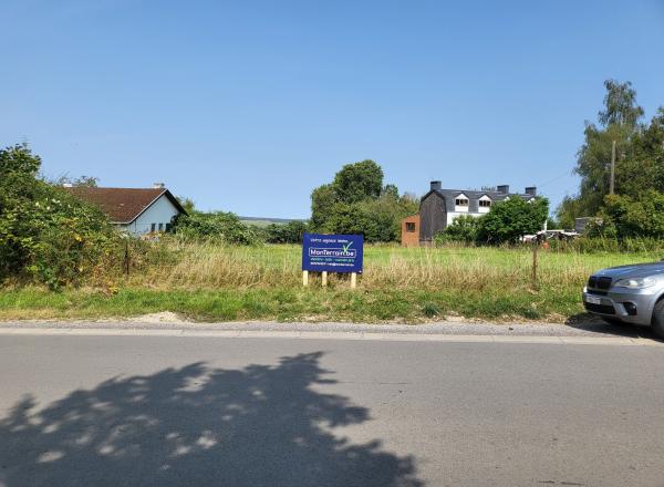 94.845,00 €. Terrain à bâtir de ~1.653 m² à 240 m de la Place. Investisseurs : convient pour 2 maisons ou 5 appartements ou ... Constructeur conseillé : nous consulter.